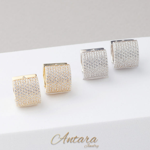 Aretes huggies cristales micro pave