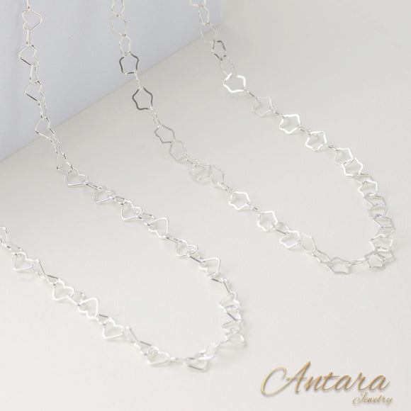 Collares con diseño calados