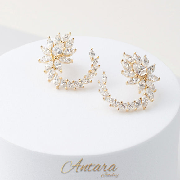 Aretes dorados de cristales