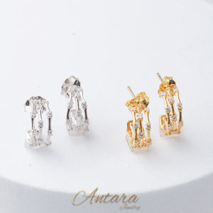 Aretes pegados de cristales