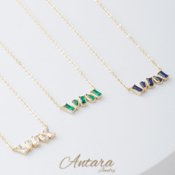 Collar dorados con cristales