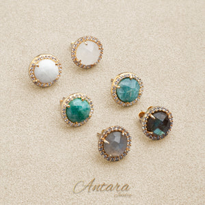 Aretes pegados de cristales
