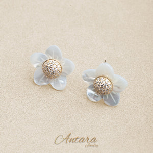 Aretes de flor