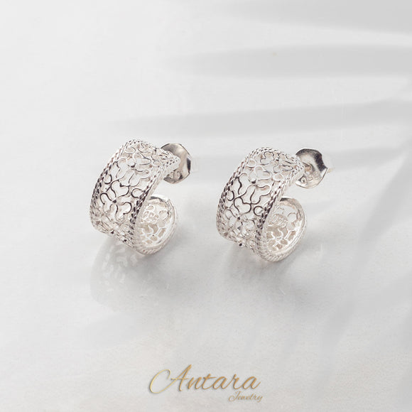 Aretes labrados