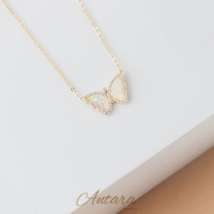 Collar mariposa de opalo