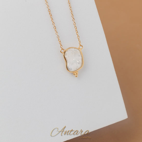 Collar de perla barroca