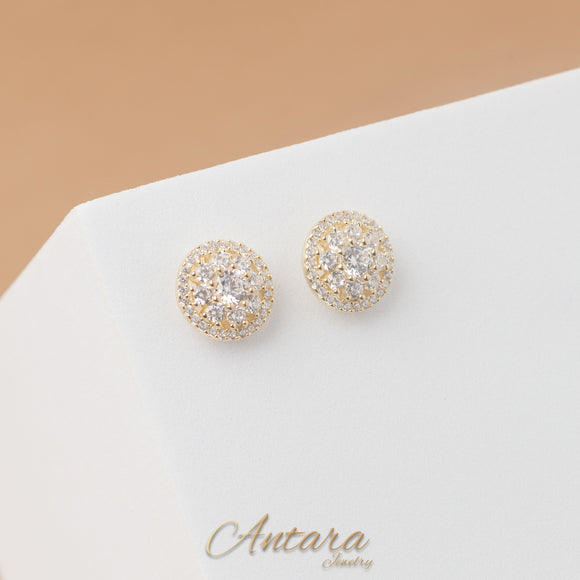 Aretes pegados de cristales topacio