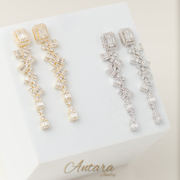 Aretes largo de cristales topacio