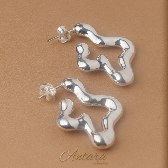 Aretes lisos grandes