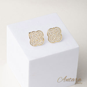 Aretes dorados con cristales