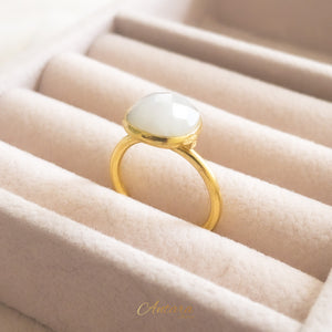 Anillo ajustable cristal  moonstone